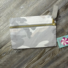 Load image into Gallery viewer, Oh Mint cosmo pouch