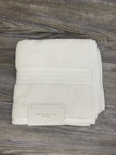Load image into Gallery viewer, Kassatex Hand Towel
