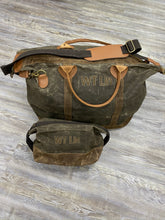 Load image into Gallery viewer, Waxed Cosmetic