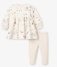 Load image into Gallery viewer, Elegant Baby Arctic Printed Outfit
