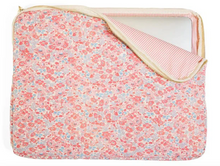 Load image into Gallery viewer, Trvl laptop case
