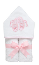 Load image into Gallery viewer, 3 Marthas Hooded Towel
