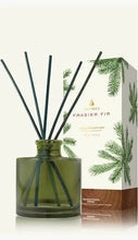Load image into Gallery viewer, Frasier Fir Frosted Petite Reed Diffuser
